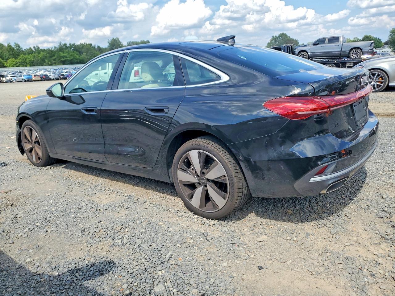 2025 Audi A5 Premium - Фото 2