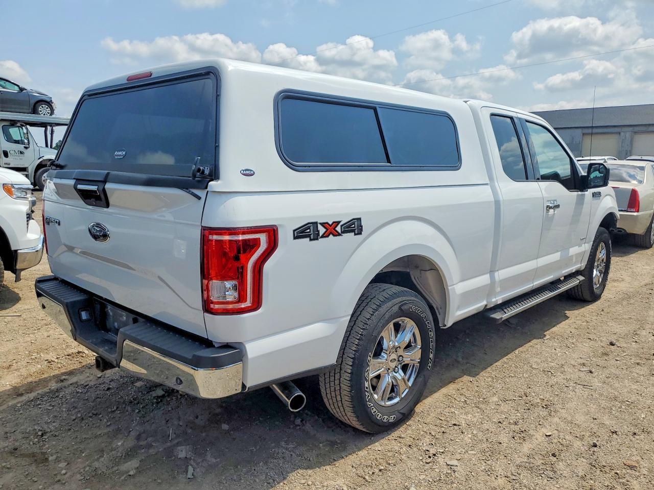 2016 Ford F150 Super Cab - Фото 3