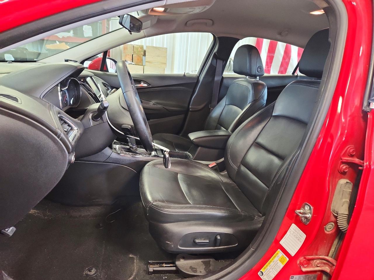 2017 Chevrolet Cruze Premier - Фото 7