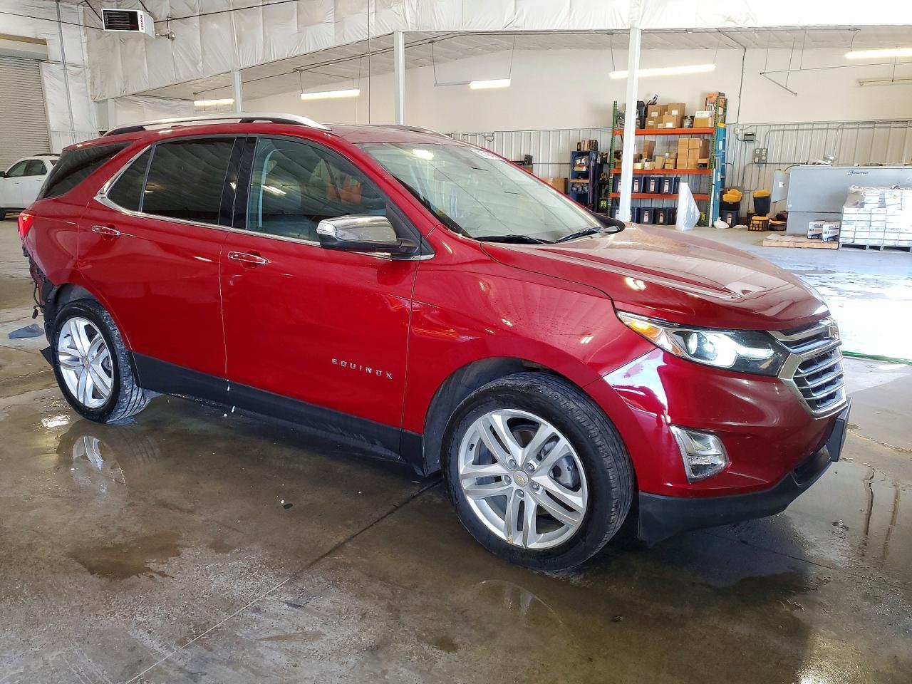 2018 Chevrolet Equinox Premier - Image 4