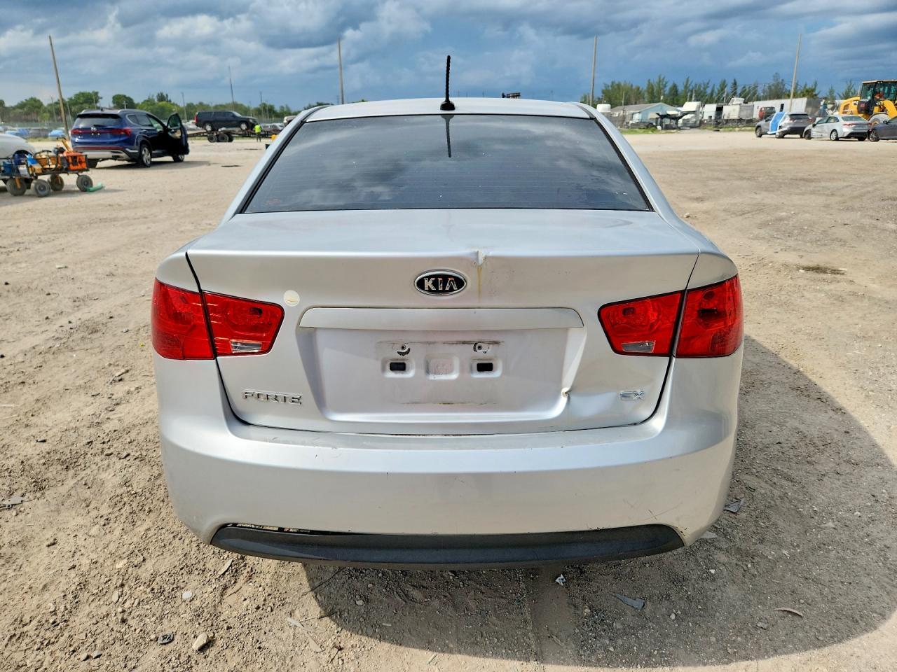 2010 Kia Forte Ex - Image 6