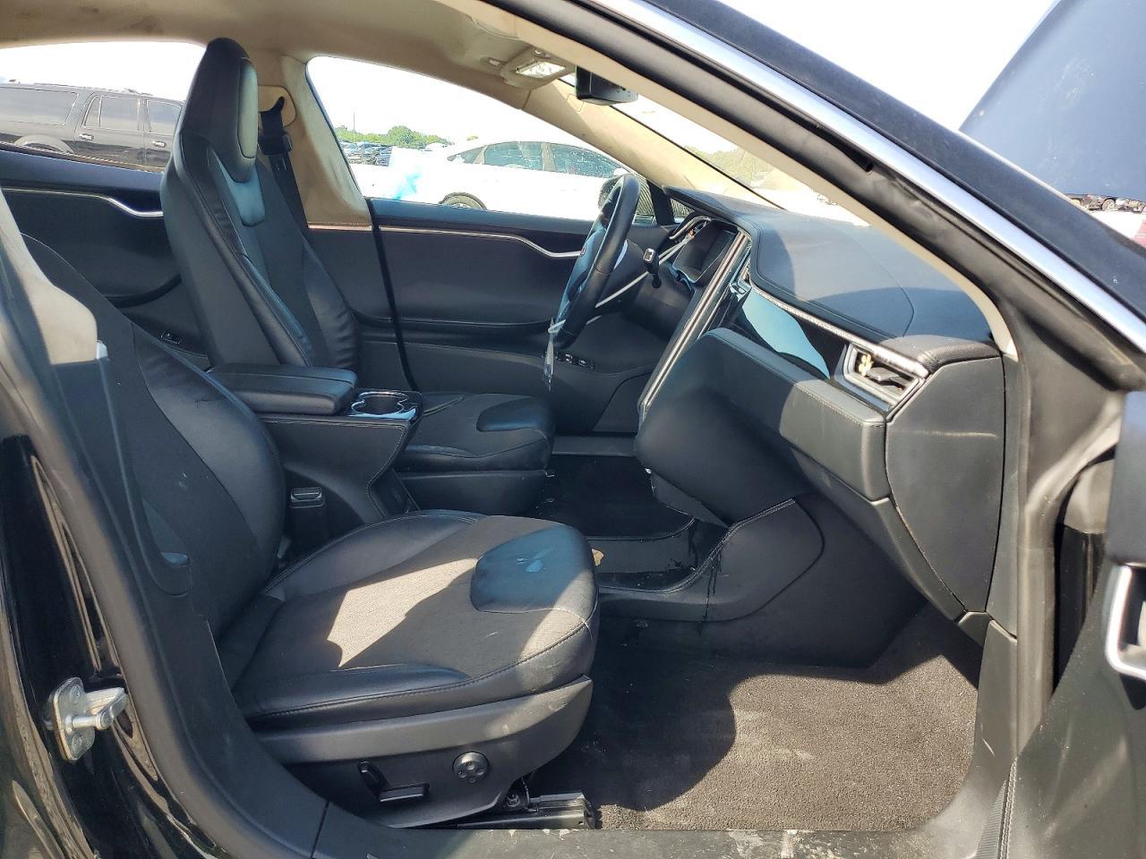2014 Tesla Model S - Фото 7