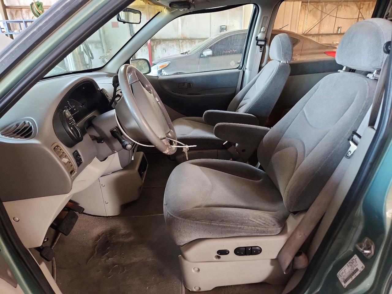 1997 Nissan Quest Xe - Фото 7