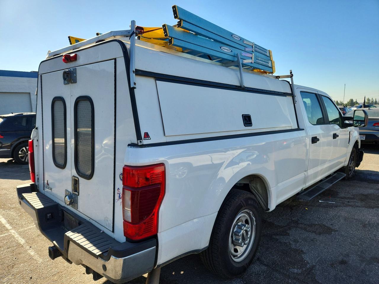 2021 Ford F250 Super Duty - Фото 3