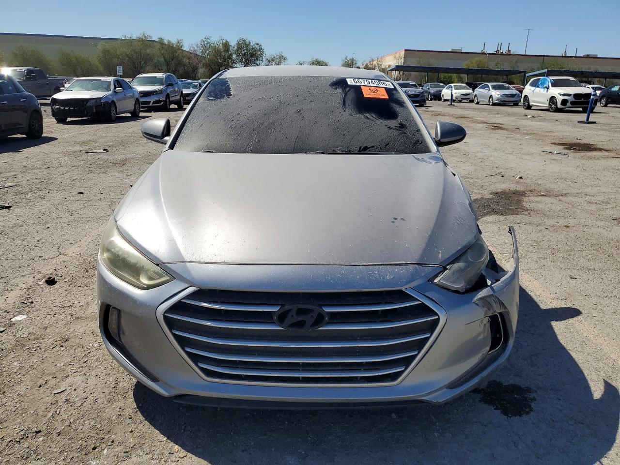 2017 Hyundai Elantra Se - Image 5