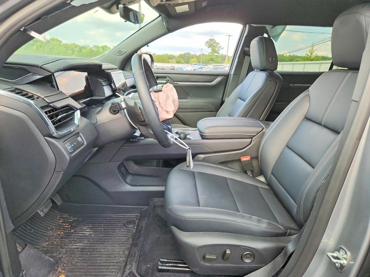 2026 GMC Acadia Elevation - Image 7