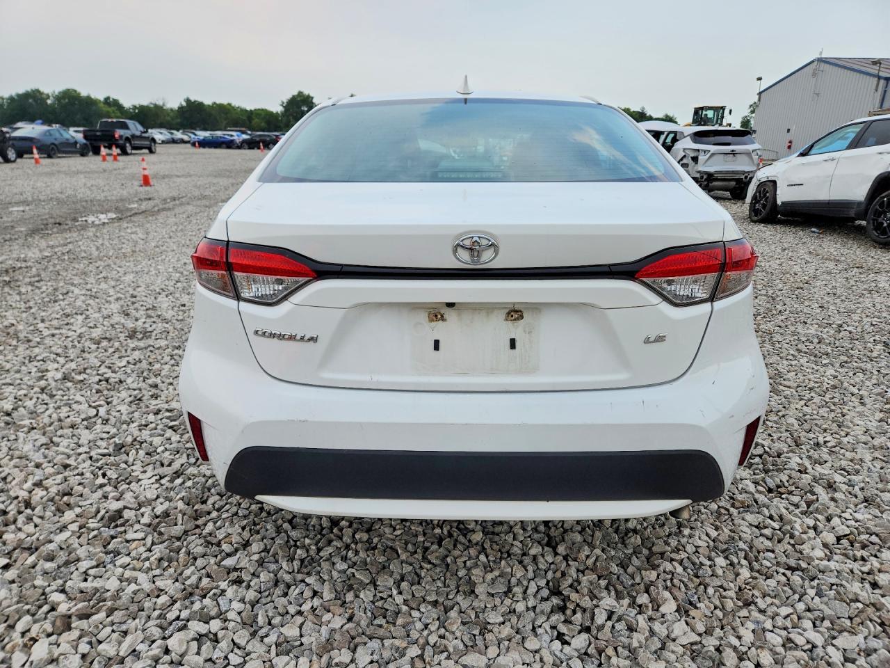 2021 Toyota Corolla Le - Image 6