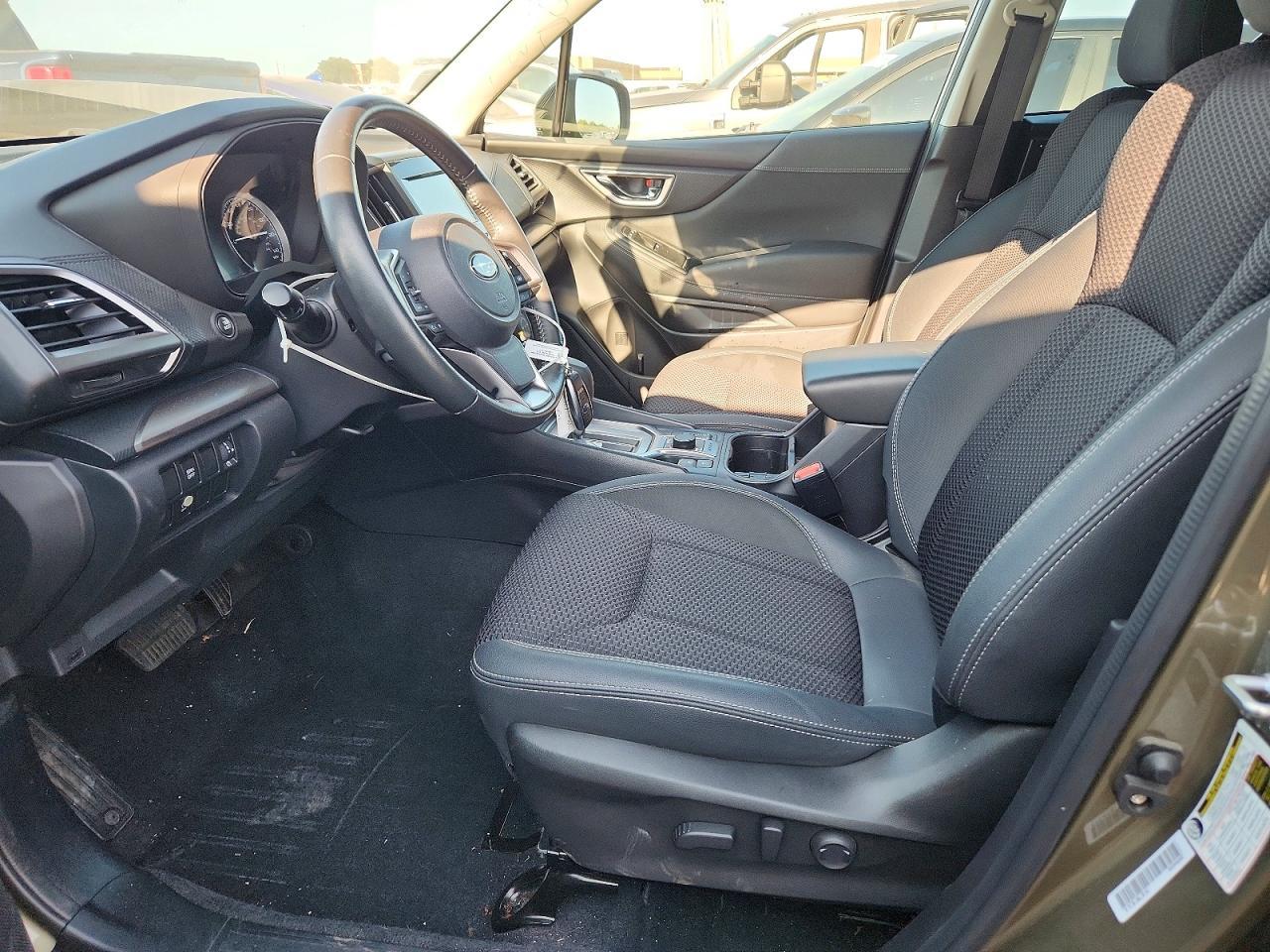 2023 Subaru Forester Premium - Image 7