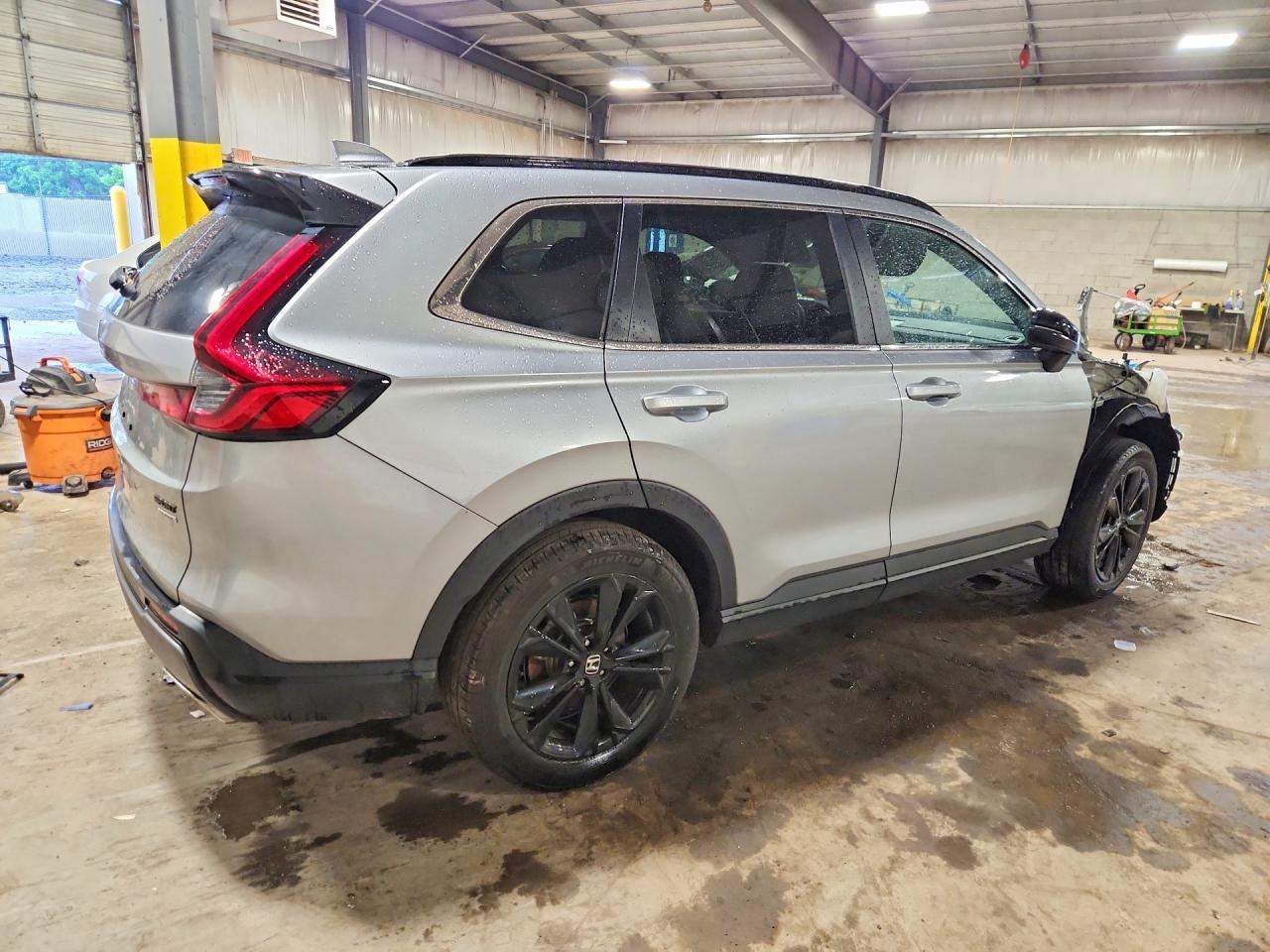 2025 Honda Cr-V Sport Touring - Фото 3