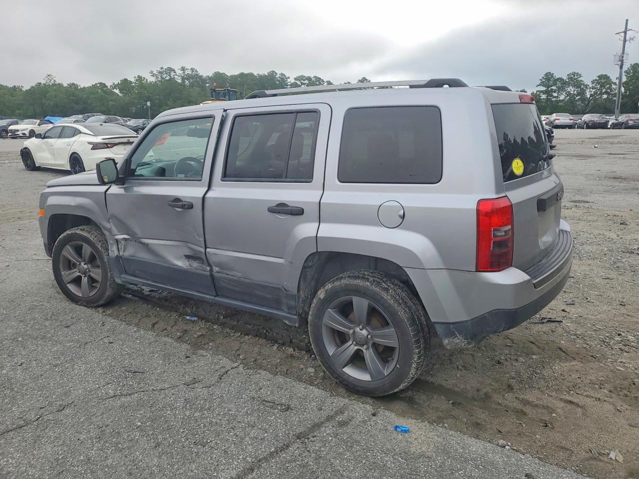 2016 Jeep Patriot Sport - Фото 2