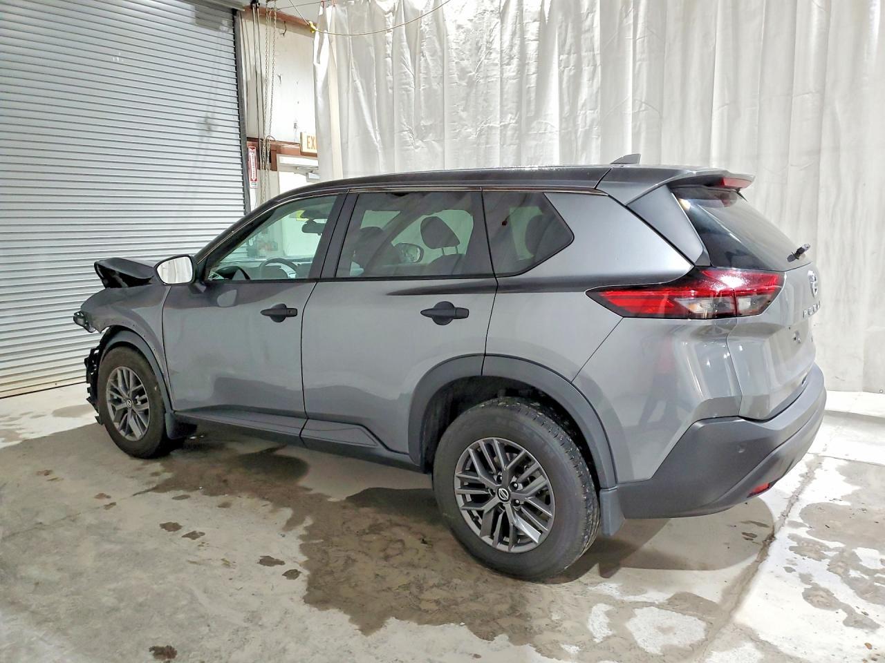 2021 Nissan Rogue S - Фото 2