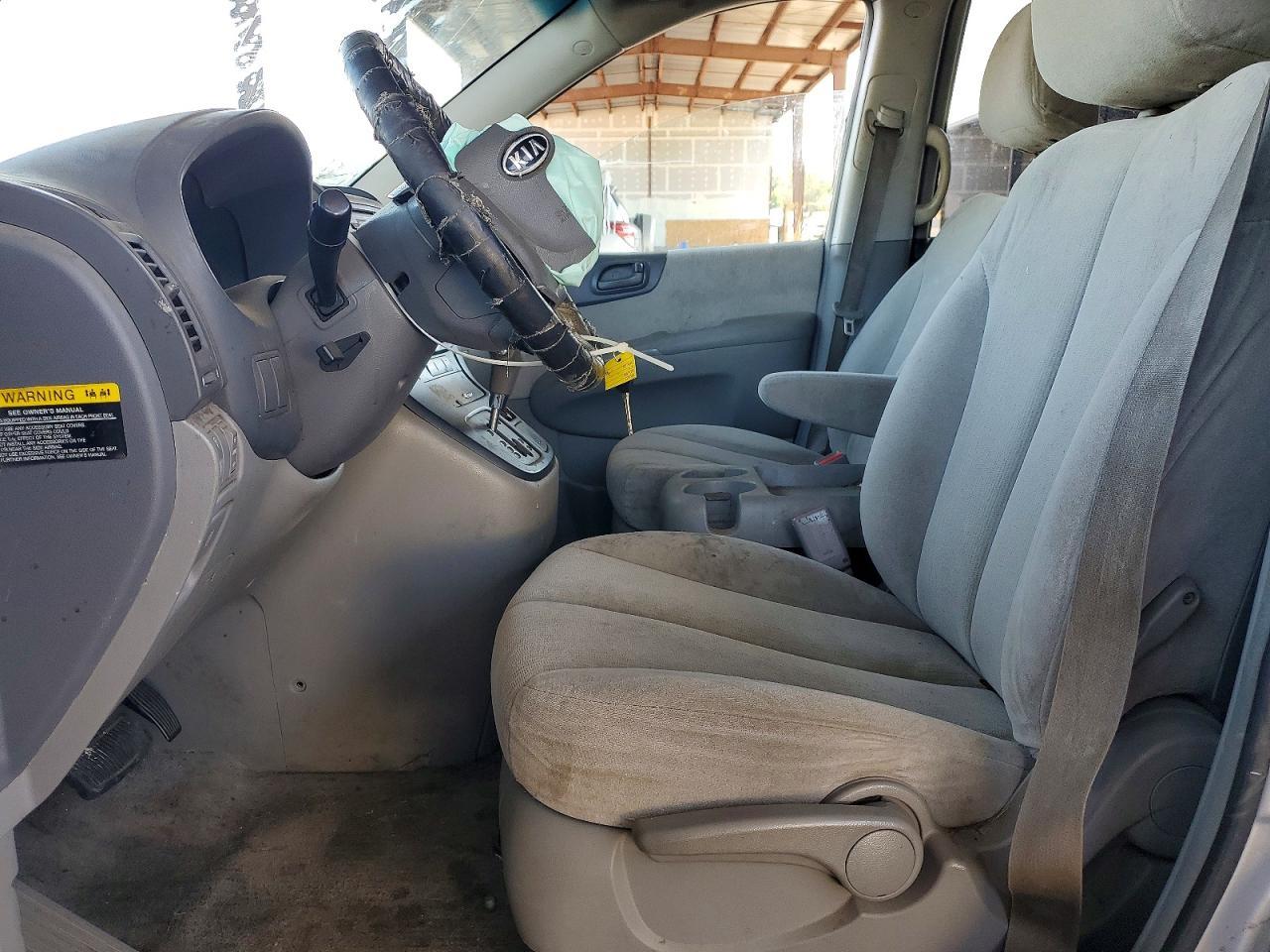 2006 Kia Sedona Lx - Фото 7