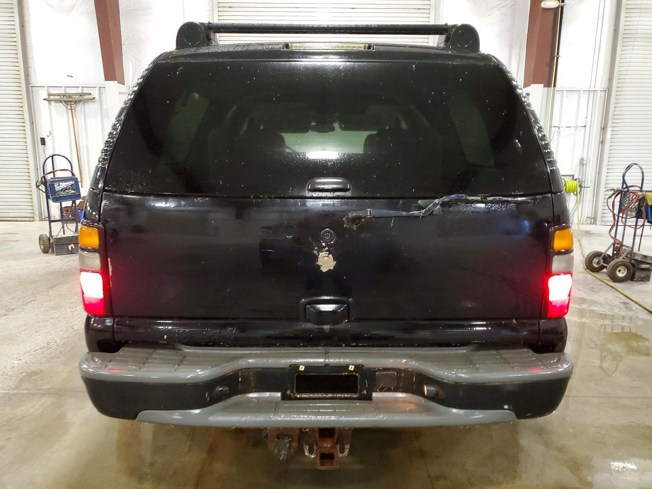 2005 Chevrolet Suburban K1500 - Фото 6