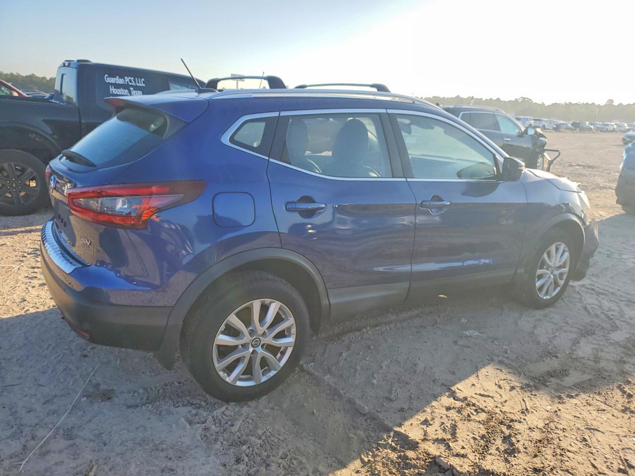2020 Nissan Rogue - Фото 3