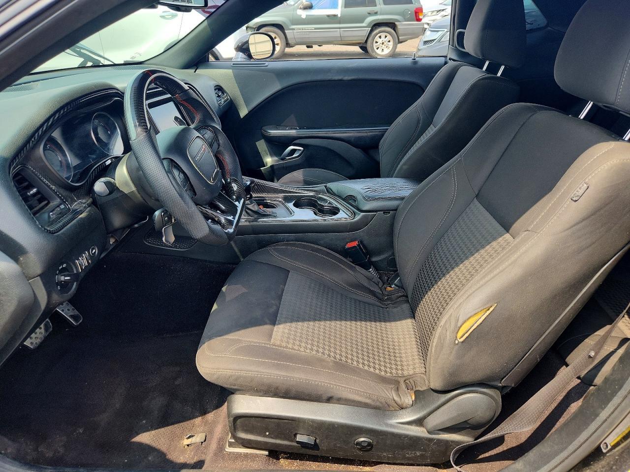 2018 Dodge Challenger Sxt - Image 7