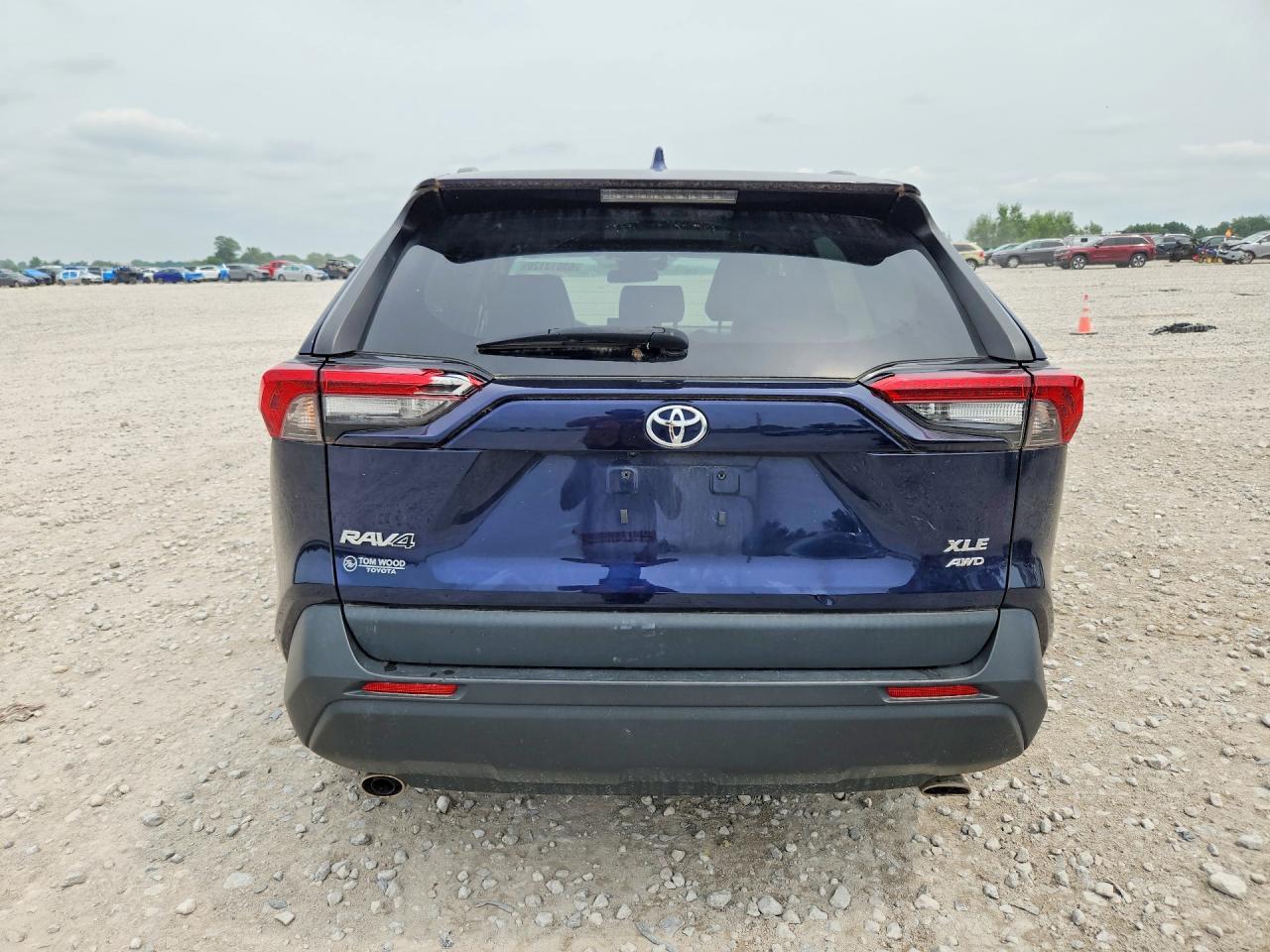 2022 Toyota Rav4 Xle Premium - Фото 6
