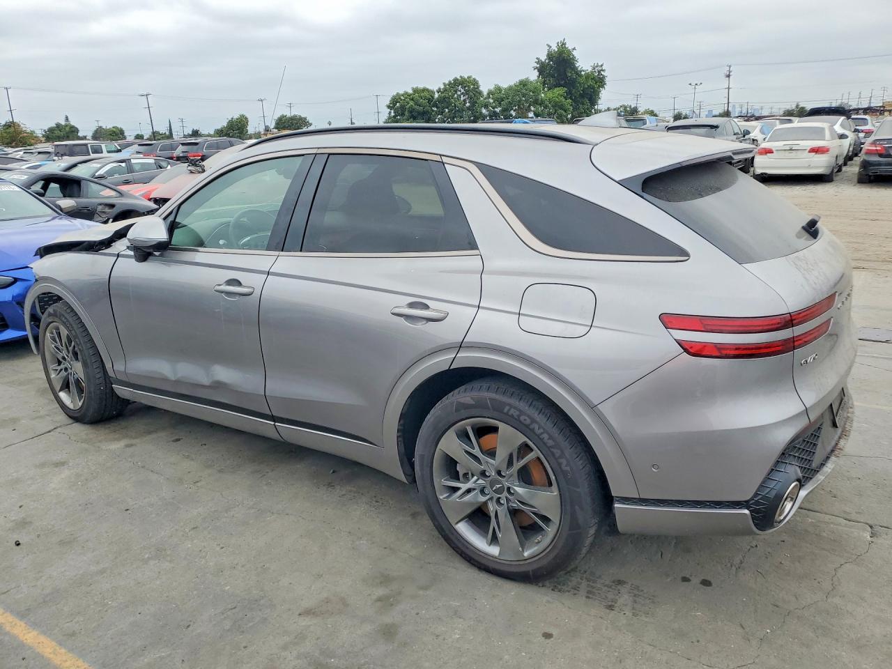 2022 Genesis Gv70 3.5T Sport - Image 2