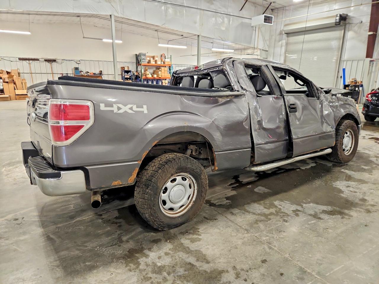 2011 Ford F150 Super Cab - Image 3