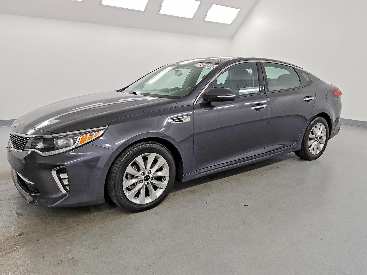 2018 Kia Optima S