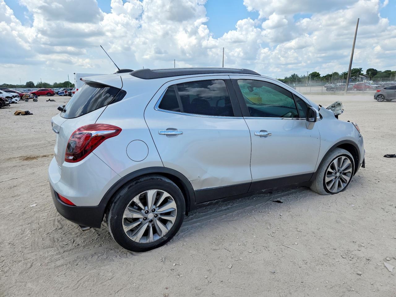 2019 Buick Encore - Фото 3