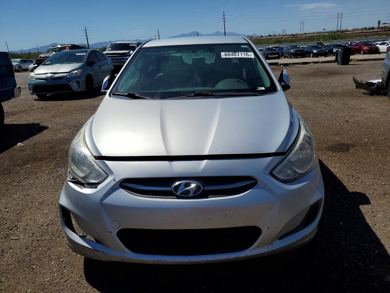 2017 Hyundai Accent Se - Фото 5