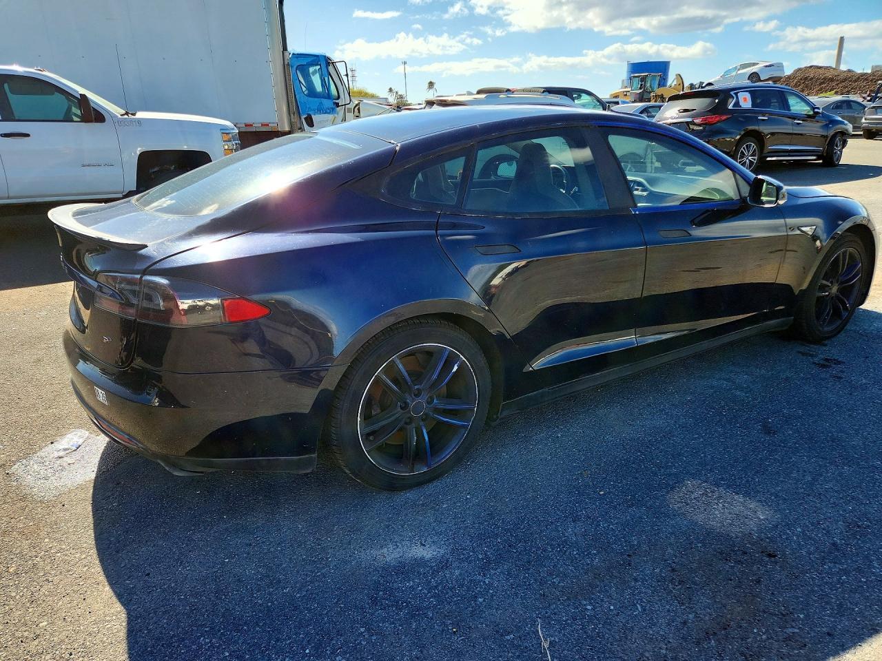 2014 Tesla Model S - Фото 3