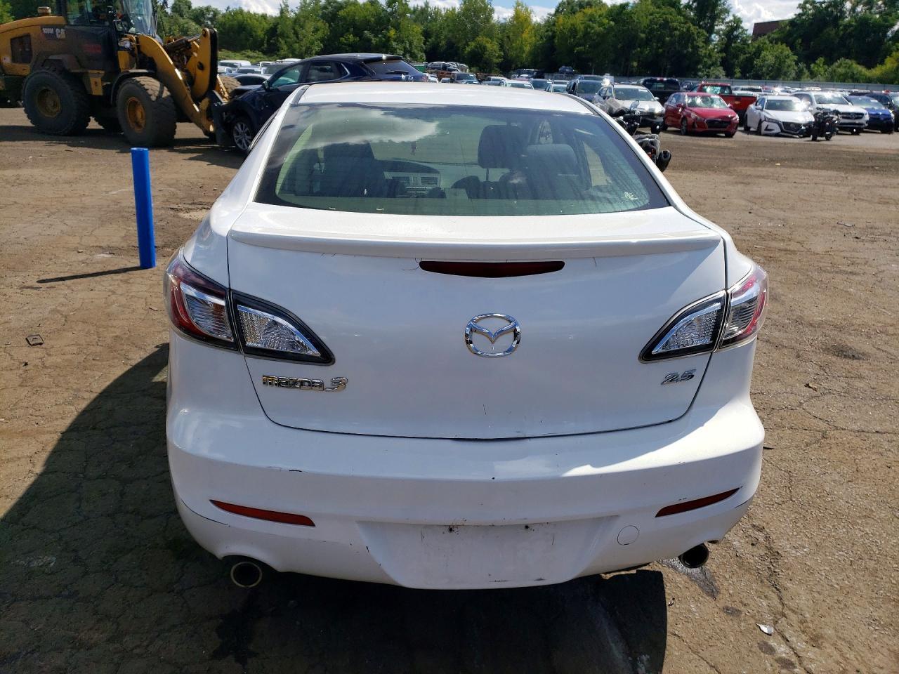 2010 Mazda Mazda 3 - Image 6