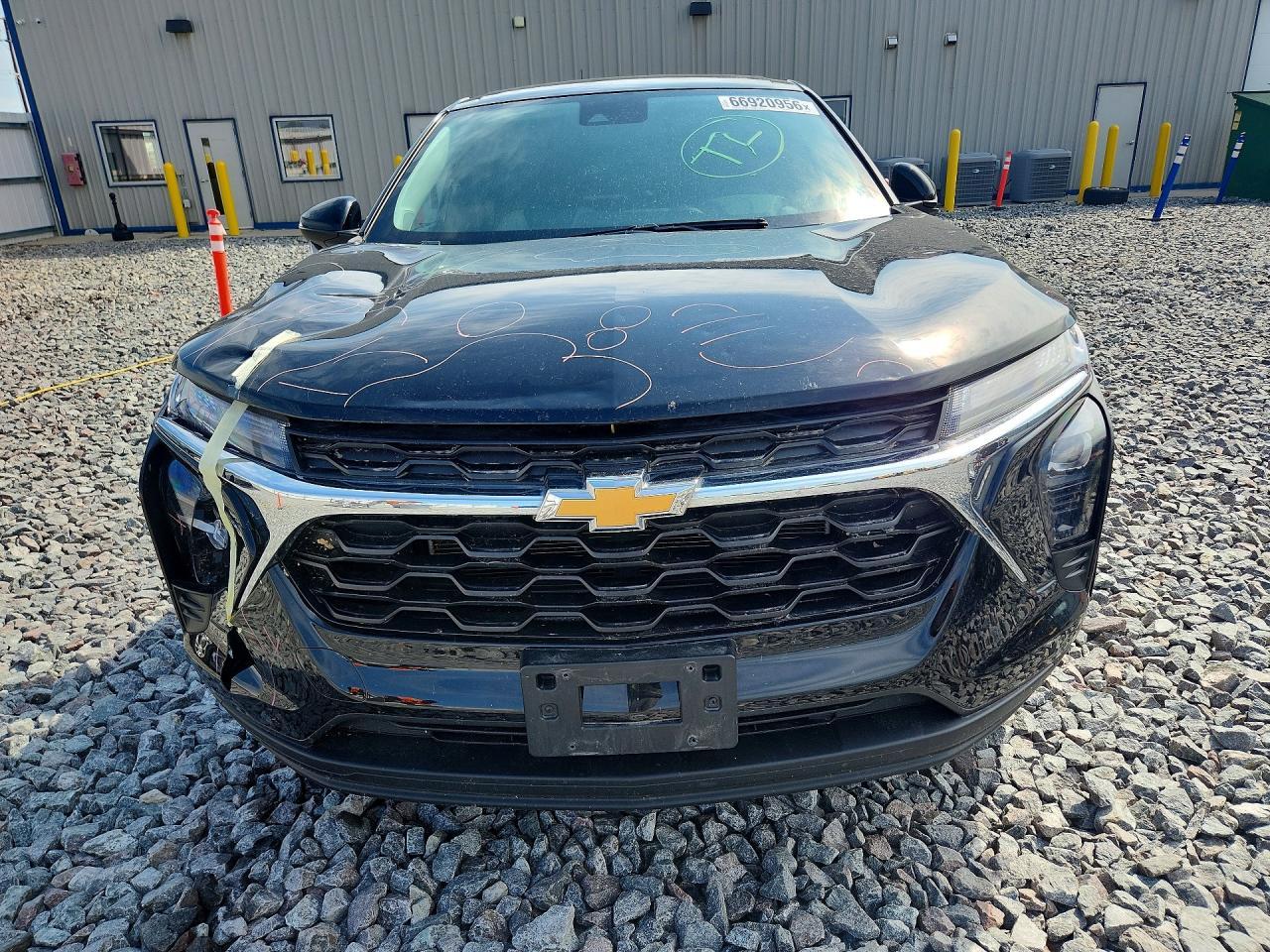 2025 Chevrolet Trax Ls - Фото 5