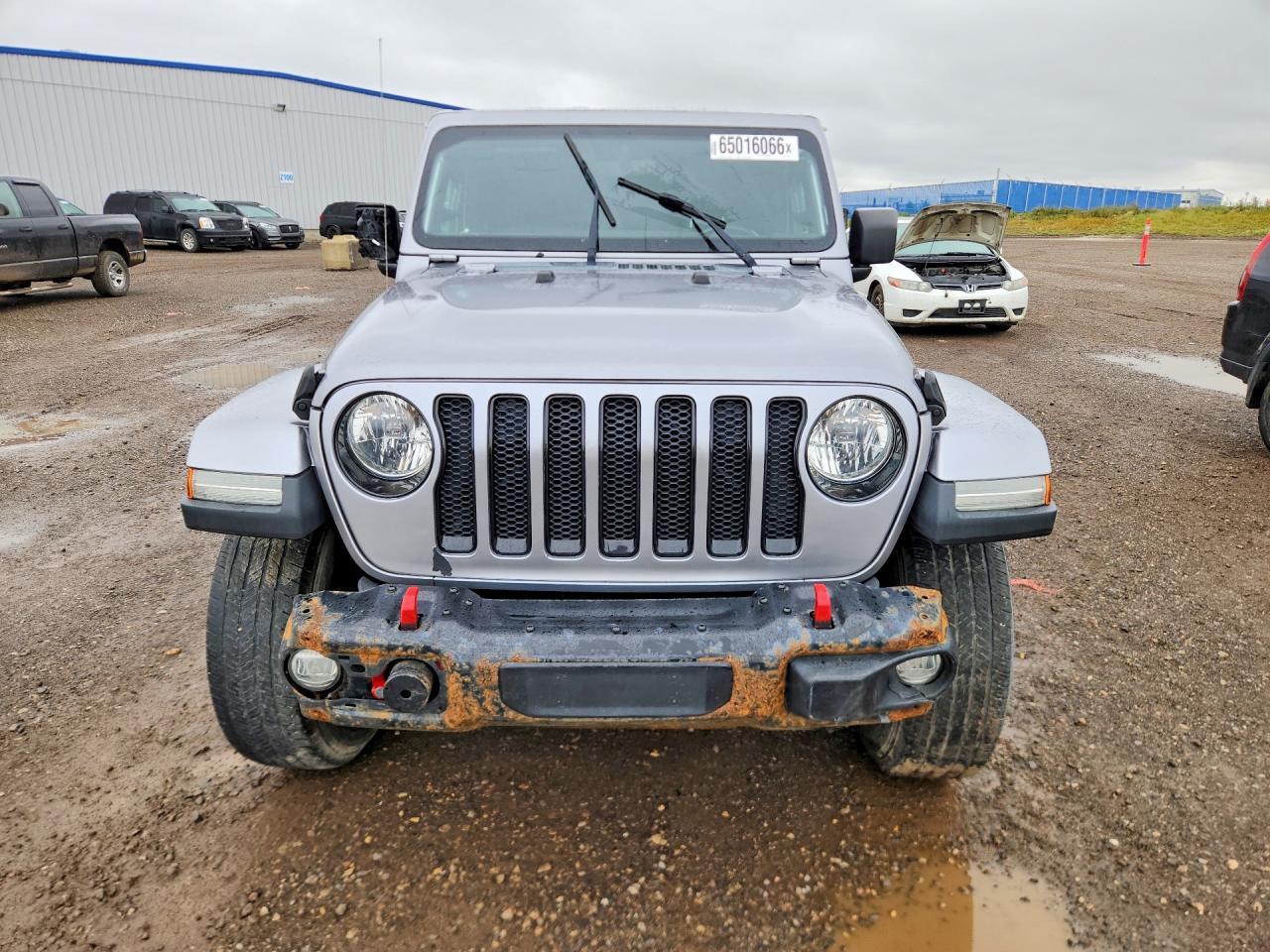 2020 Jeep Wrangler Unlimited Sahara - Фото 5