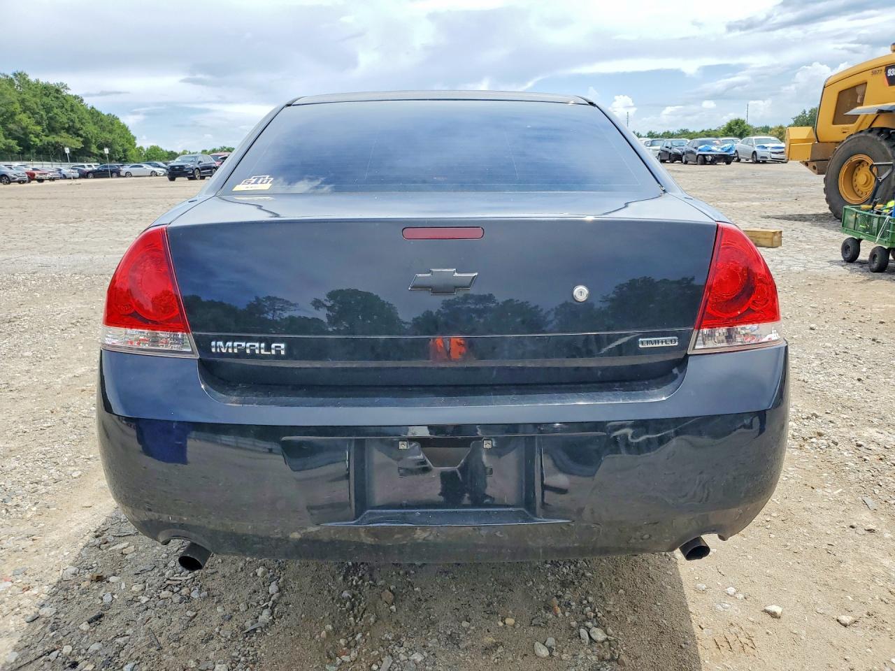 2014 Chevrolet Impala Limited Police - Фото 6