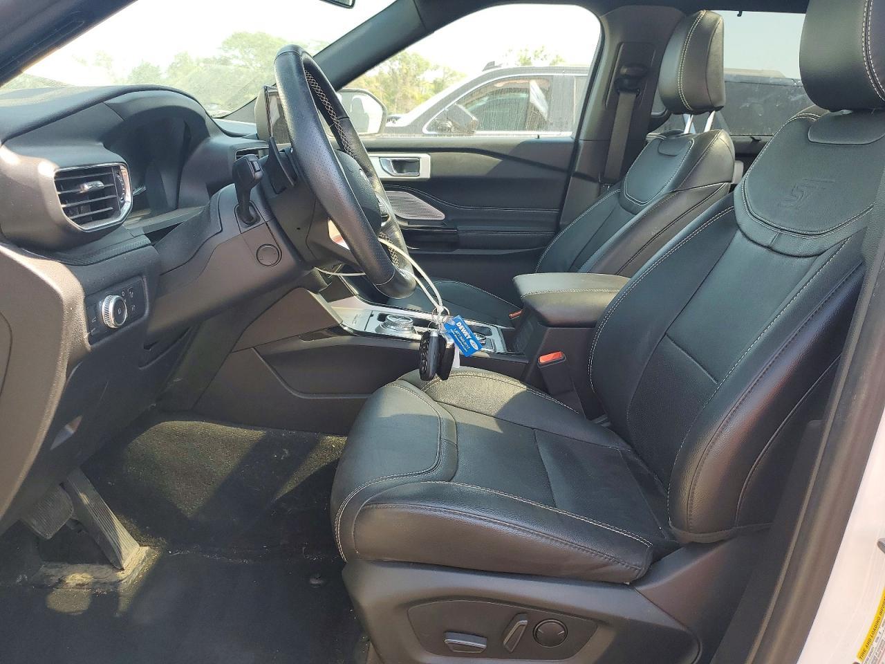 2022 Ford Explorer St - Image 7