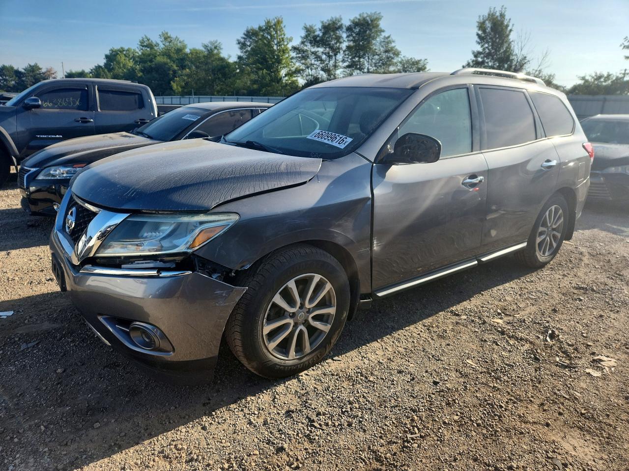 2016 Nissan Pathfinder S