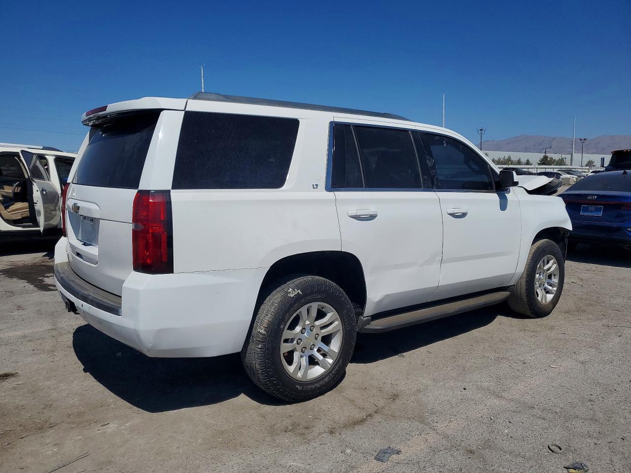 2015 Chevrolet Tahoe C1500 Lt - Image 3
