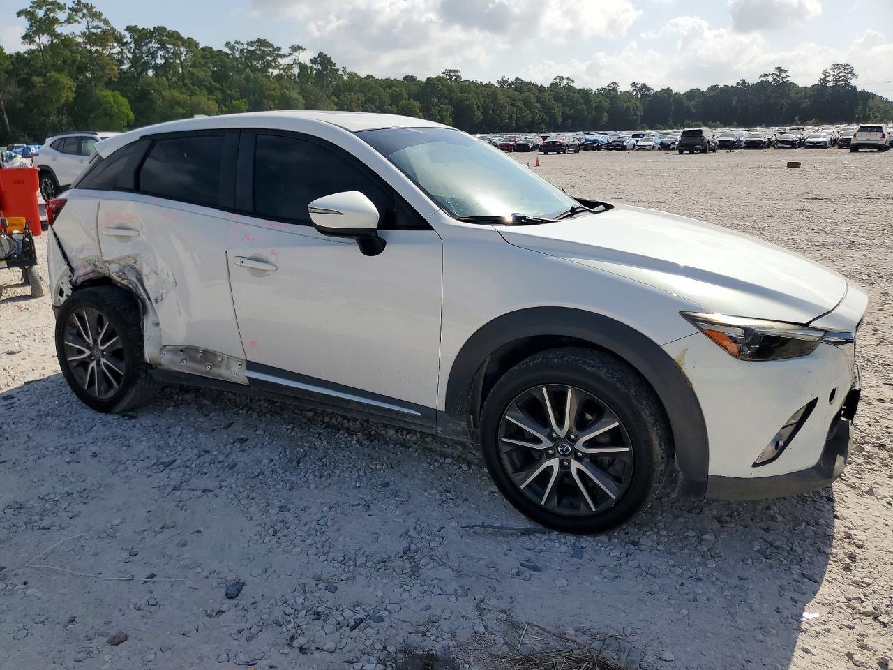 2017 Mazda Cx-3 Grand Touring - Image 4