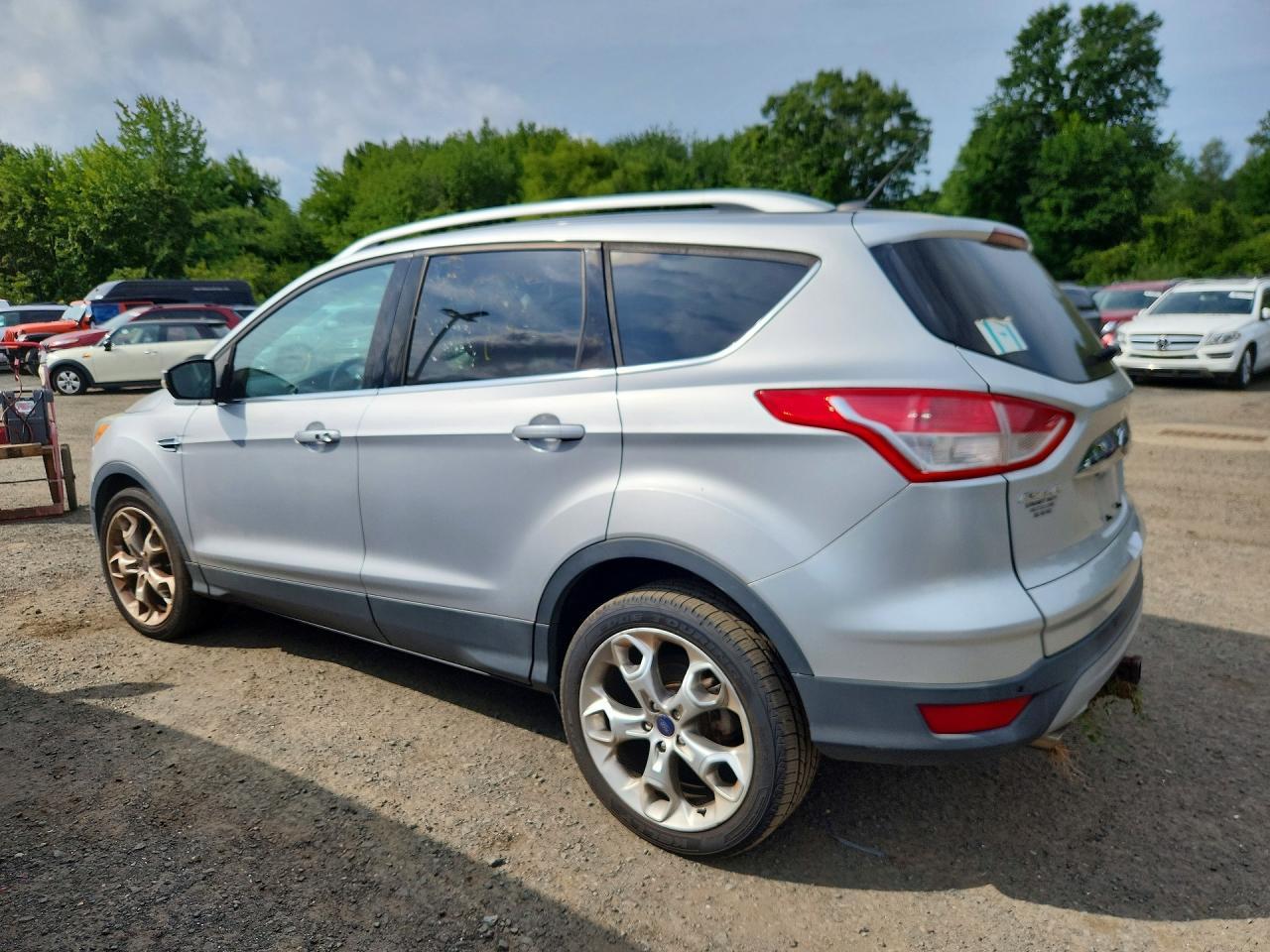 2016 Ford Escape Titanium - Фото 2