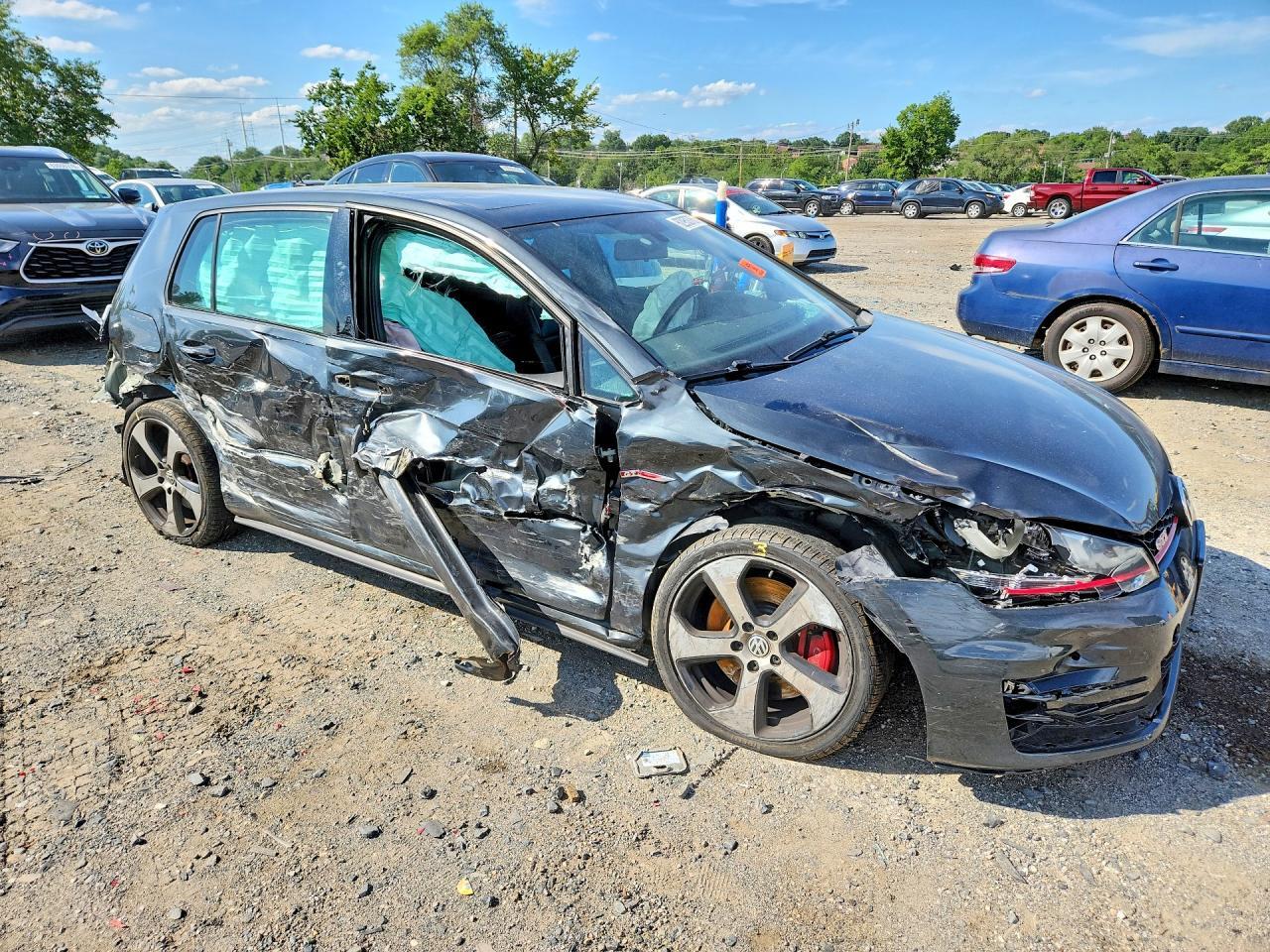 2015 Volkswagen Gti - Фото 4