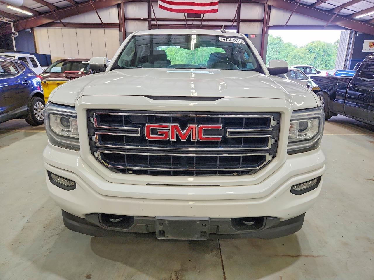 2017 GMC Sierra K1500 - Фото 5