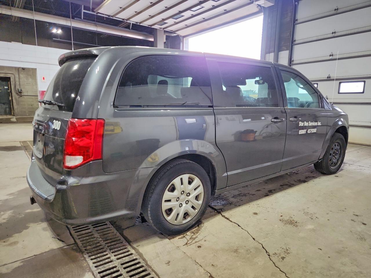2018 Dodge Grand Caravan Se - Фото 3