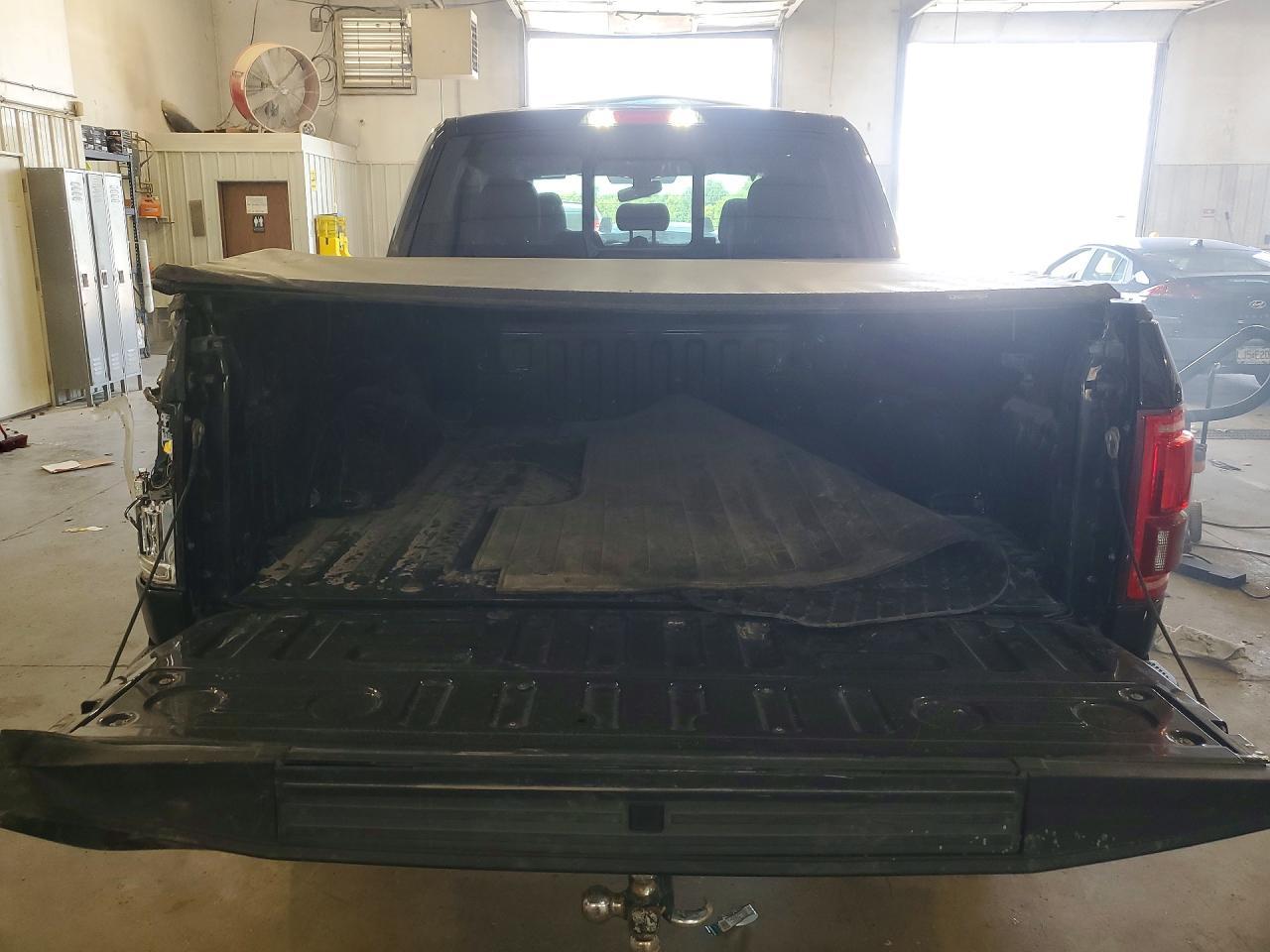 2015 Ford F150 Supercrew - Image 6
