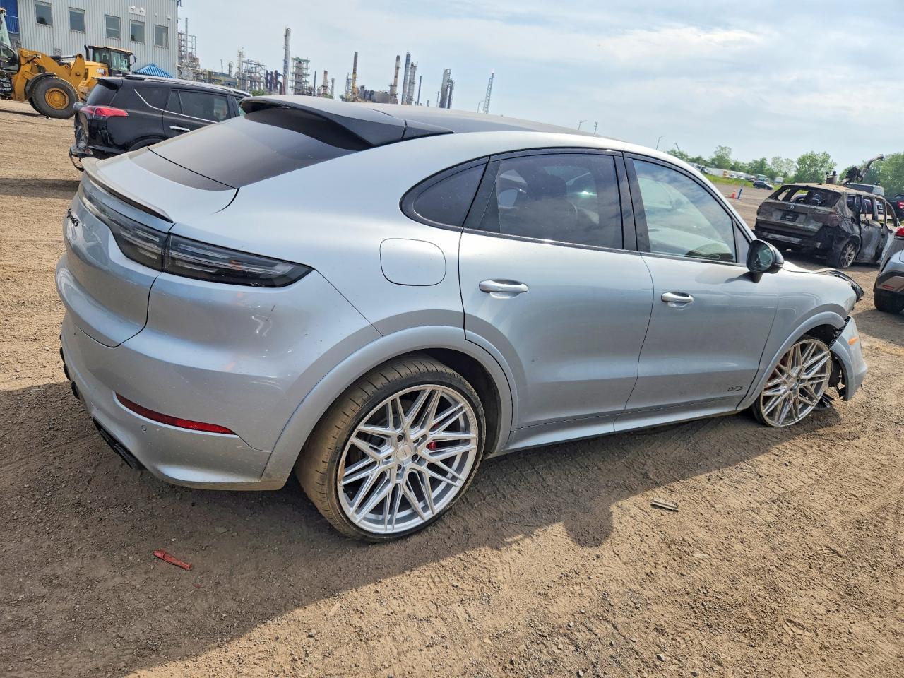 2022 Porsche Cayenne Gts Coupe - Фото 3