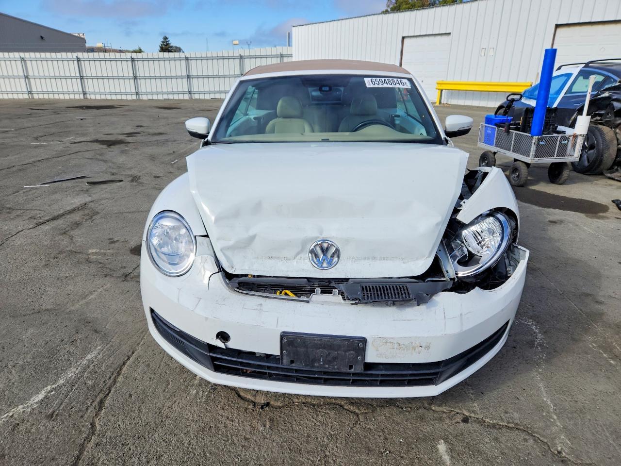 2016 Volkswagen Beetle S/Se - Фото 5