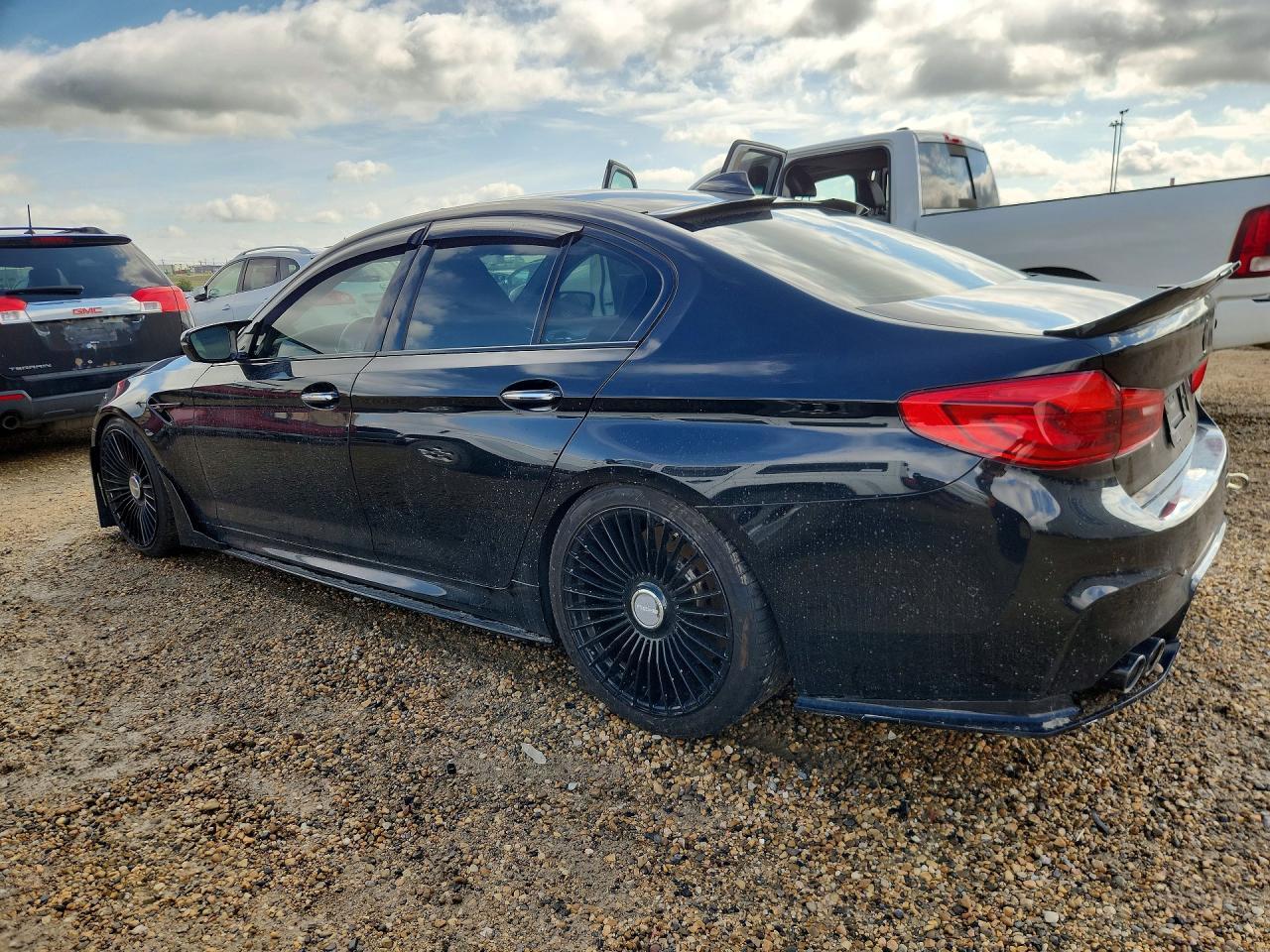 2018 BMW M5 - Фото 2