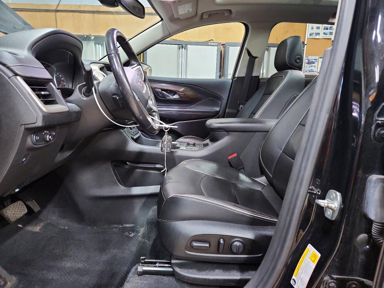 2020 GMC Terrain Denali - Image 7