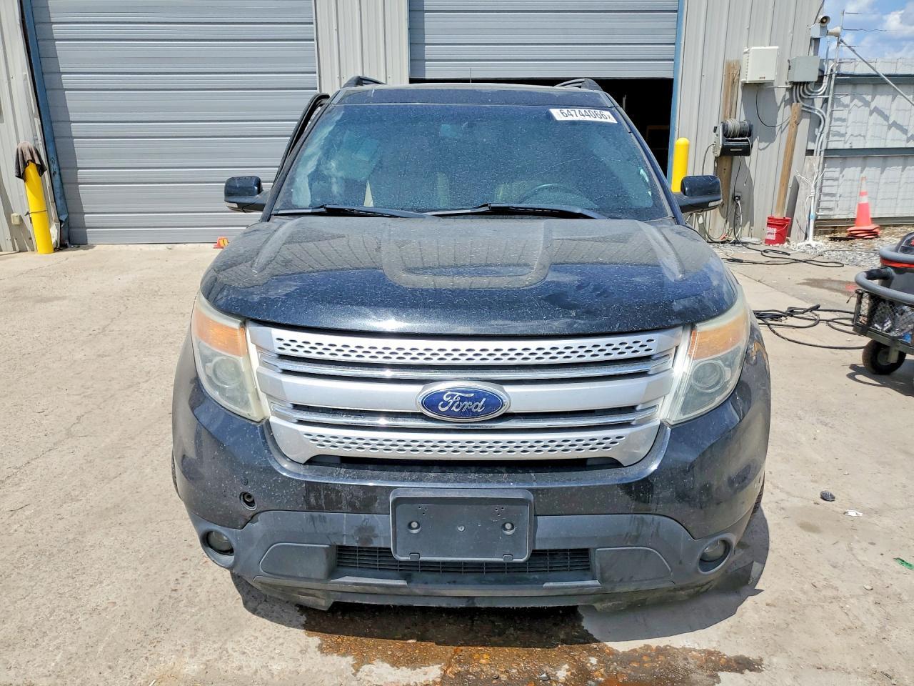 2014 Ford Explorer Xlt - Фото 5