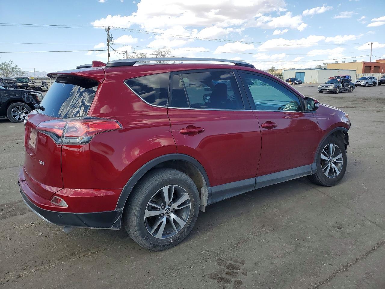 2018 Toyota Rav4 Xle - Фото 3