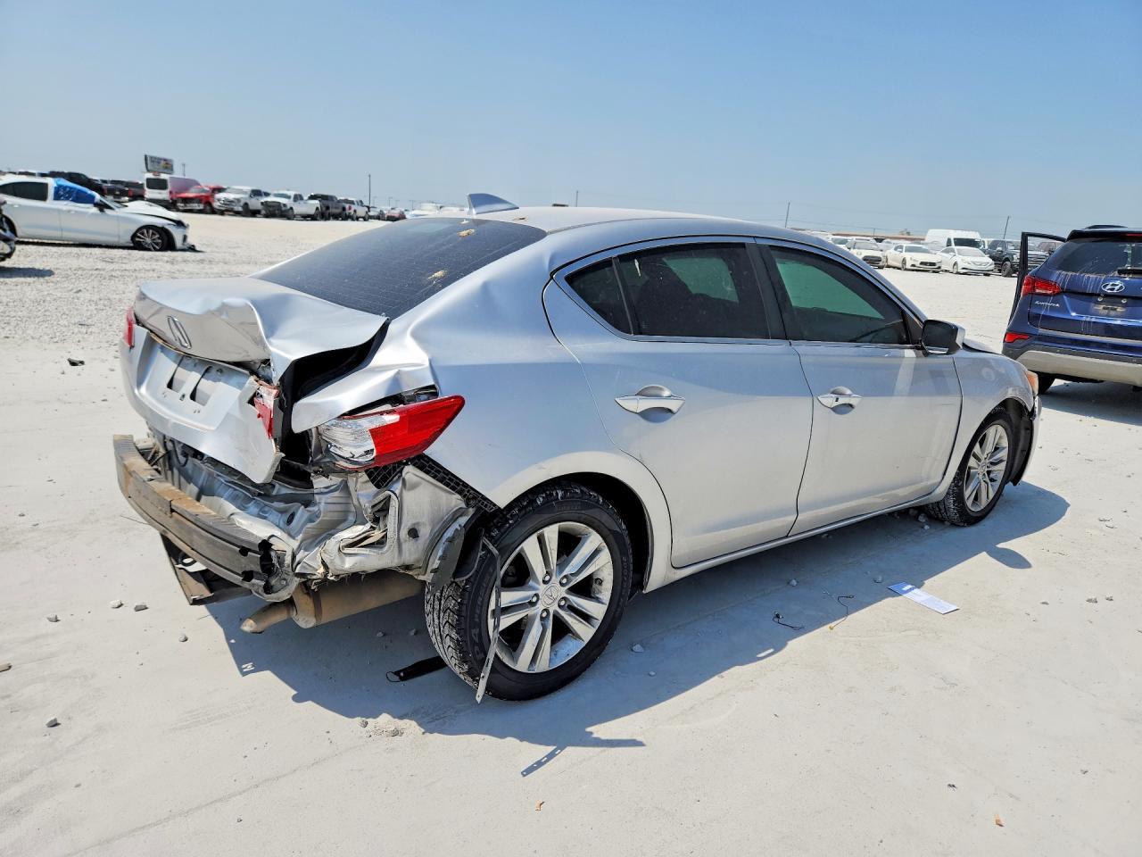 2013 Acura Ilx 20 - Фото 3