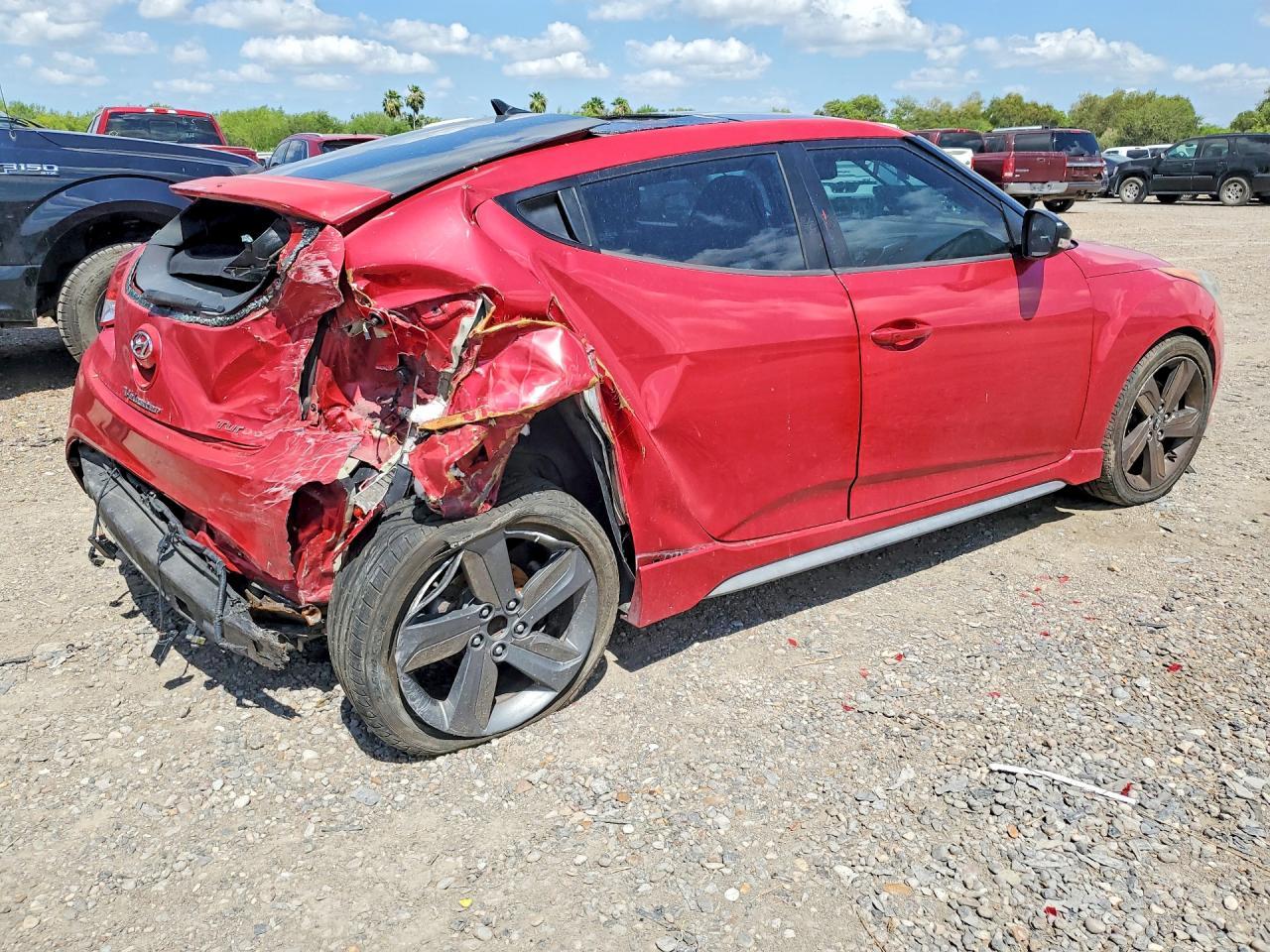 2015 Hyundai Veloster Turbo - Image 3