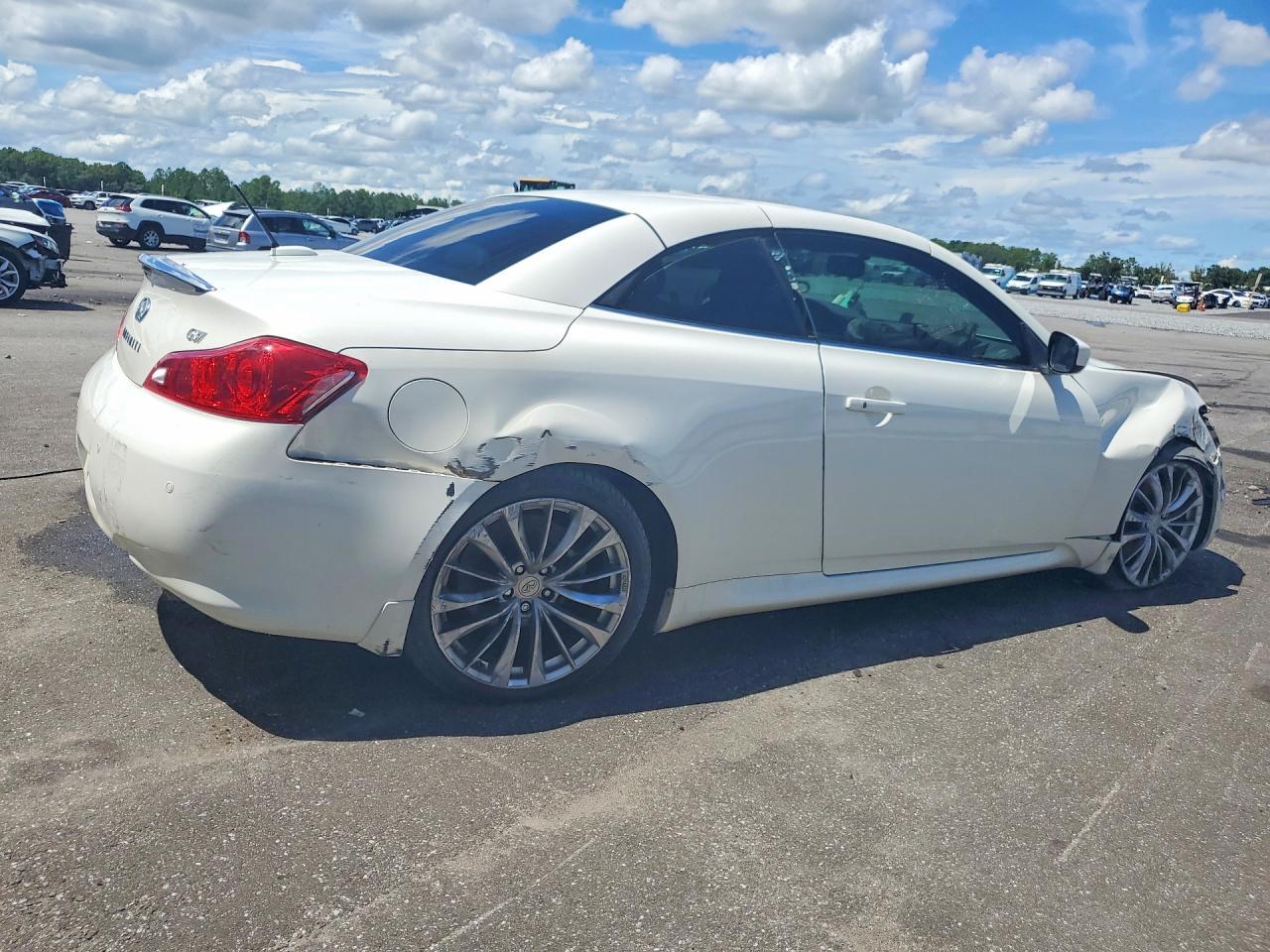 2012 Infiniti G37 Convertible Base - Image 3
