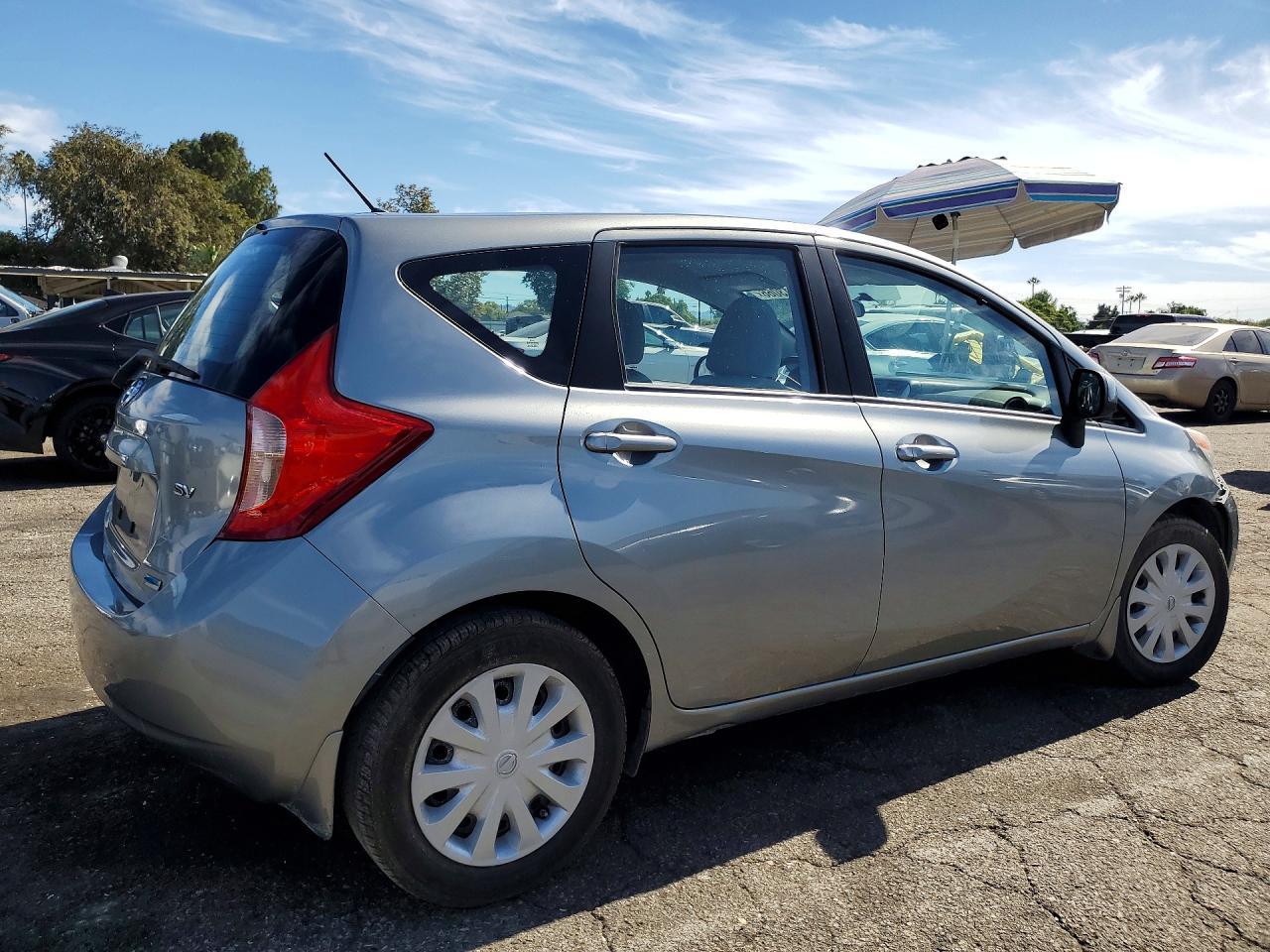 2014 Nissan Versa Note S - Фото 3