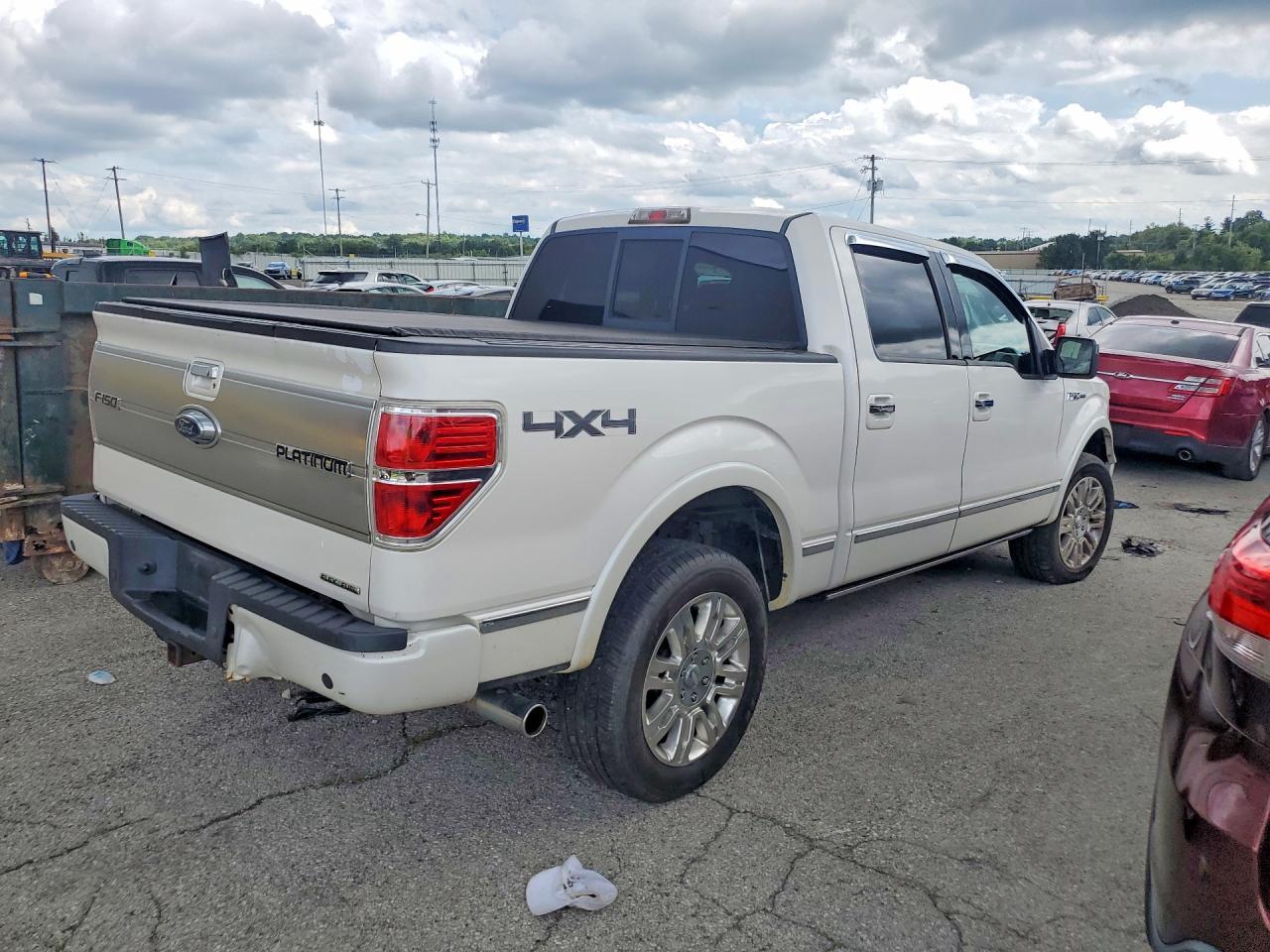2011 Ford F150 Supercrew - Фото 3